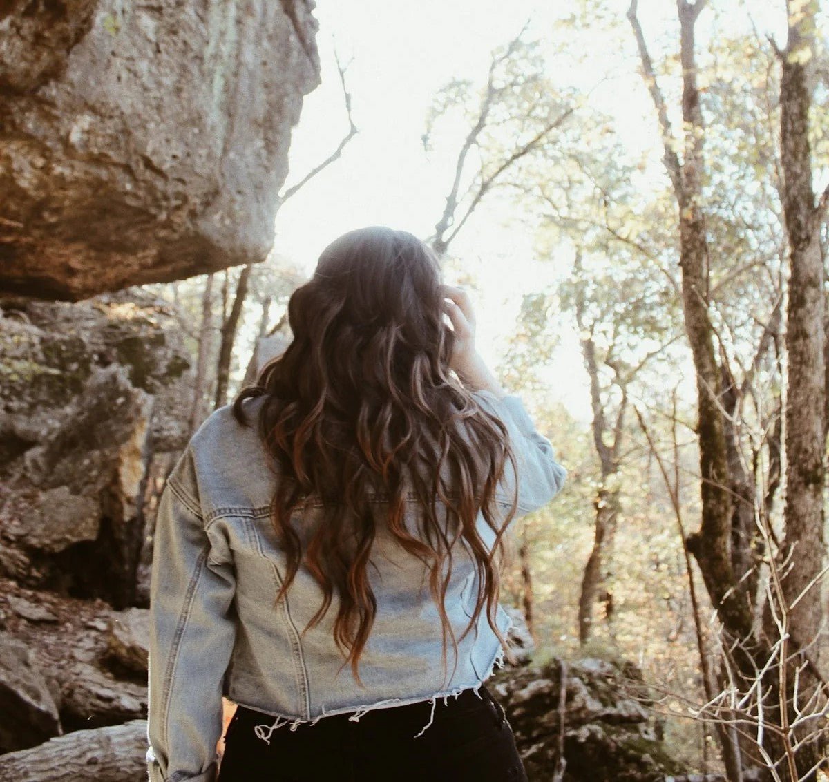 How to Choose the Perfect Fit Denim Jacket for Women Every Time - THE AMERICAN BLUE