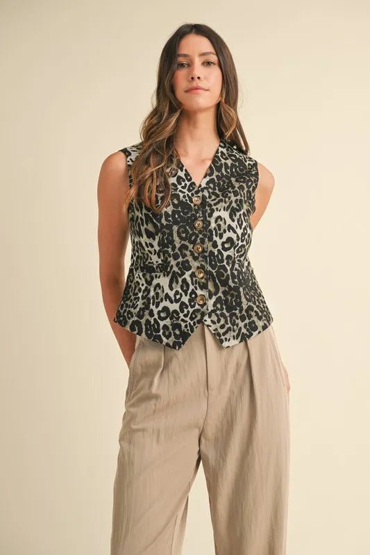 Annie Wear Stretch Leopard Denim Button Down Vest - THE AMERICAN BLUE