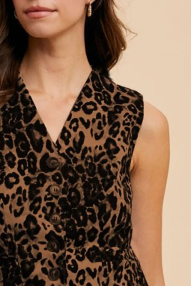 Annie Wear Stretch Leopard Denim Button Down Vest - THE AMERICAN BLUE