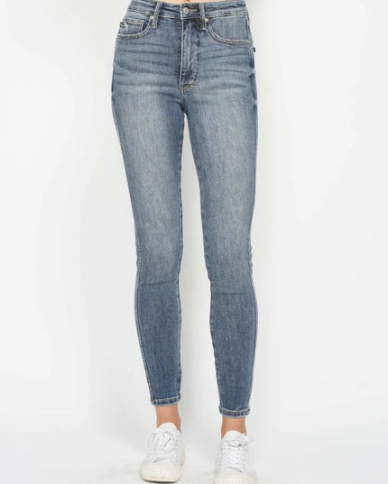 Judy Blue Full Size Tummy Control Contrast Wash Skinny Jeans - THE AMERICAN BLUE