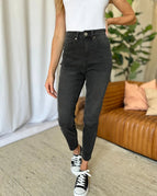 Black / 00