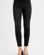 BLACK / 0