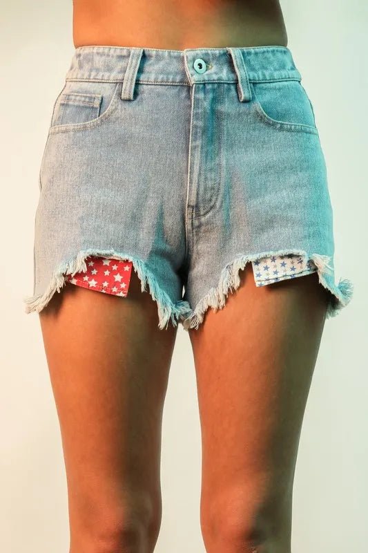 VERY J Raw Hem Pocketed Contrast Washed Denim Shorts - THE AMERICAN BLUE