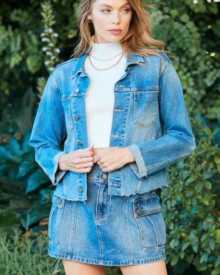 Veveret Button Up Raw Hem Denim Jacket - THE AMERICAN BLUE